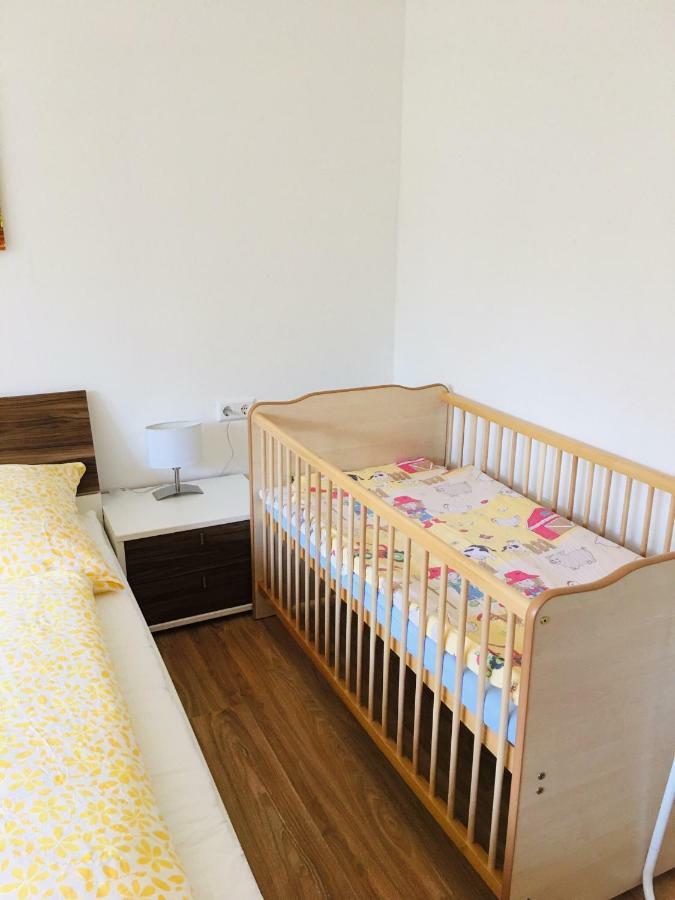 Haus Jenni Im Schwarzwald, 3,5-Zimmer, Grosse Terrasse Φρόιντενσταντ Εξωτερικό φωτογραφία