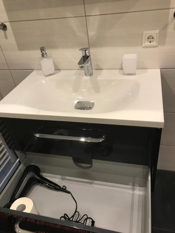 Haus Jenni Im Schwarzwald, 3,5-Zimmer, Grosse Terrasse Φρόιντενσταντ Εξωτερικό φωτογραφία